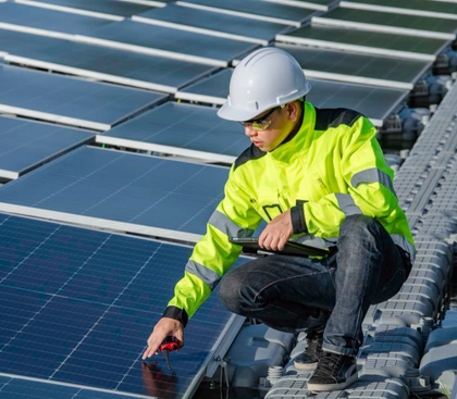 Solar panel maintenance and system inspection in Los Angeles by Solar Panel Pro LA